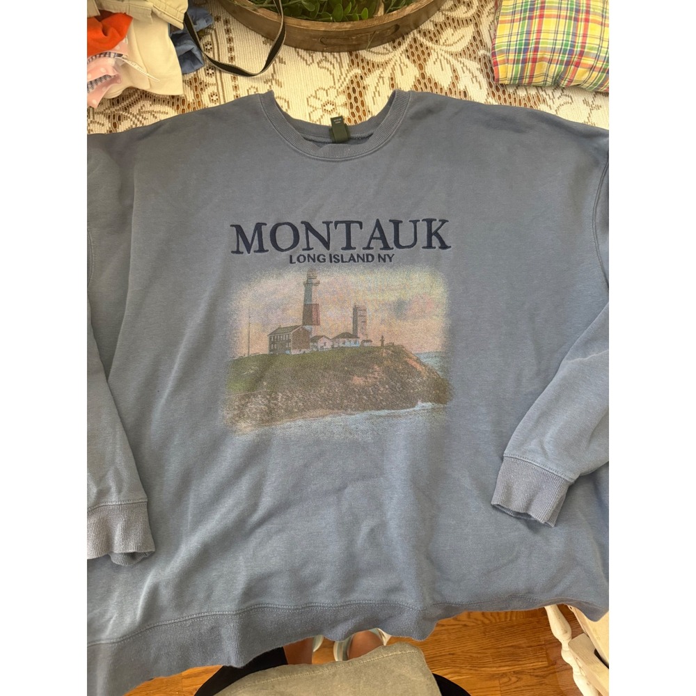 Wild Fable Montauk Long Island NY Lighthouse Graphic Sweatshirt Blue XL